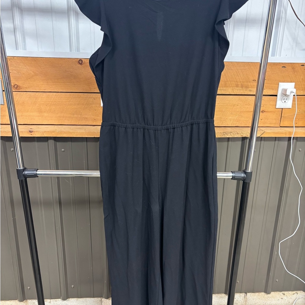Black Sleeveless Jumpsuit
